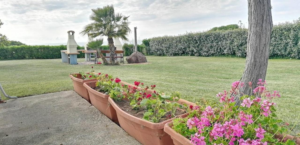 Casa Vacanza Sardegna Villa วัลเลดอเรีย ภายนอก รูปภาพ