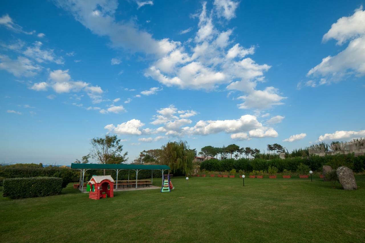 Casa Vacanza Sardegna Villa วัลเลดอเรีย ภายนอก รูปภาพ